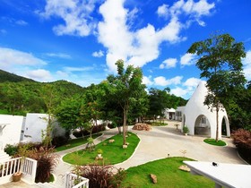 Aristo Chic Resort & Farm