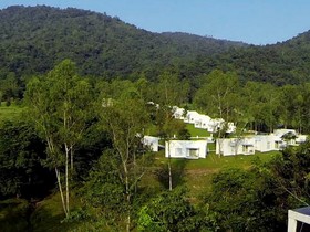 Aristo Chic Resort & Farm