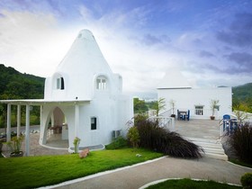 Aristo Chic Resort & Farm