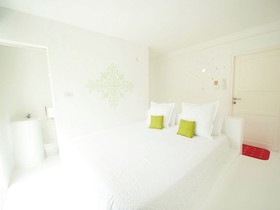 Aristo Chic Resort & Farm
