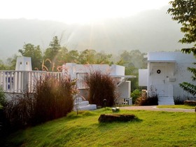 Aristo Chic Resort & Farm