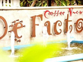 De Facto Coffee View