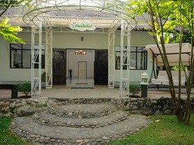 Eden Garden Resort