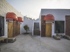 Porploen Hip Resort