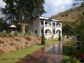 Stamp Hills Resort & Restaurant