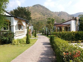 Stamp Hills Resort & Restaurant