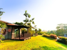The Loftberry Resort