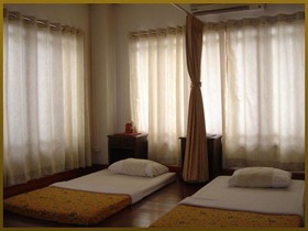 Sri U-Thong Grand Hotel