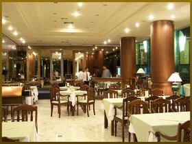 Sri U-Thong Grand Hotel