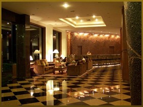 Sri U-Thong Grand Hotel