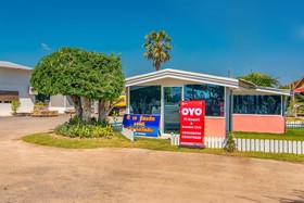 PJ Resort and Snooker Club by OYO Rooms