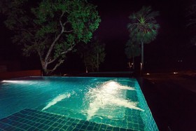 Sunshine Paradise Resort