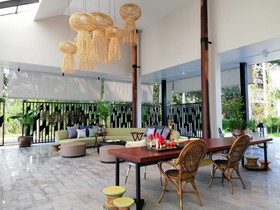 Tungtong Beach Villas
