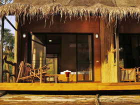 Boutique Rafts Resort