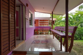 Hotel Family House And Resort Phetchaburi by OYO Rooms