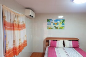 Hotel Family House And Resort Phetchaburi by OYO Rooms