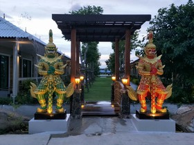 Tontan Resort Cha-am