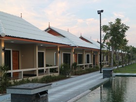 Tontan Resort Cha-am