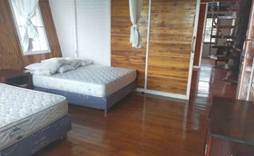 Boat House Suriya