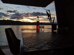 Boat House Suriya