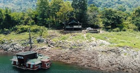 Boat House Suriya
