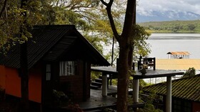 Kawarin Saiyai Cottage And Lake