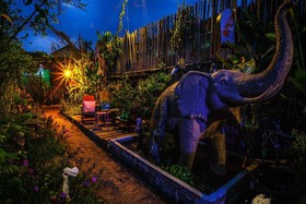 Artist Place Trat
