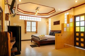 Pop Riverside Homestay