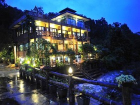 Baansuanrudee Resort
