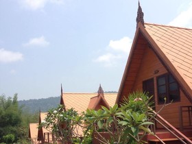 Taksina Garden Resort