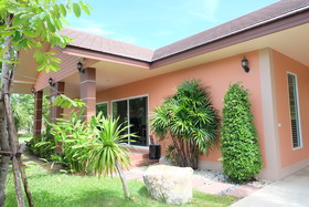Baan Phing Phu Praew