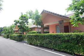 Baan Phing Phu Praew