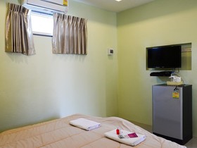 Baan Rai Naam Ing Resort