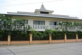 Baan Sang Chan Hotel