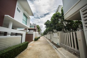 Baan Sea Talay Service Apartment