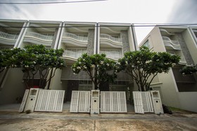 Baan Sea Talay Service Apartment