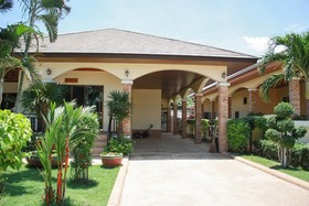 Ban Kitty Pool Villa Cha Am