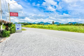 Billabong Resort Cha Am by OYO Rooms