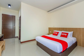 Canal Happiness by Oyo Rooms