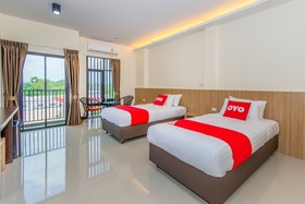 Canal Happiness by Oyo Rooms