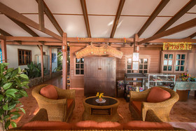 Cha-am Little Shop & Resort