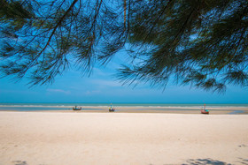 Cha-am Little Shop & Resort