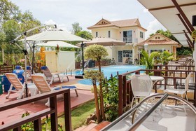 Charm Resort Cha-am
