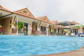 Charm Resort Cha-am