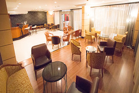 Golden Beach Cha Am Hotel