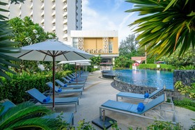 Golden Beach Cha Am Hotel
