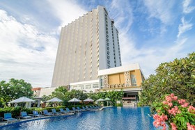Golden Beach Cha Am Hotel