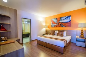 Golden Beach Cha Am Hotel