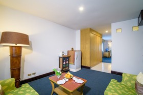Golden Beach Cha Am Hotel
