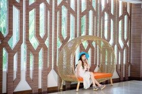 Golden Beach Cha Am Hotel